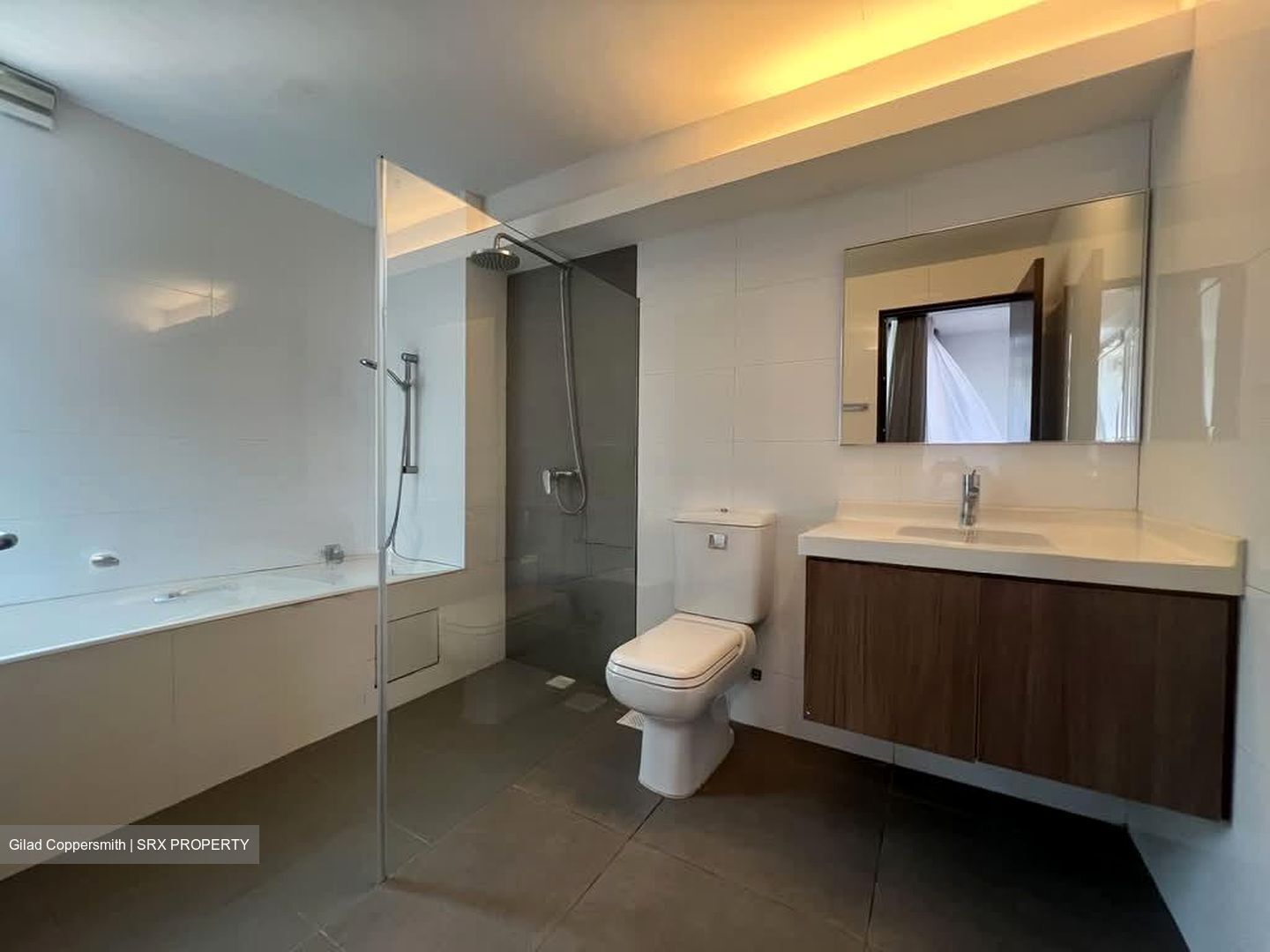 Watten Estate Condominium (D11), Condominium #558251421